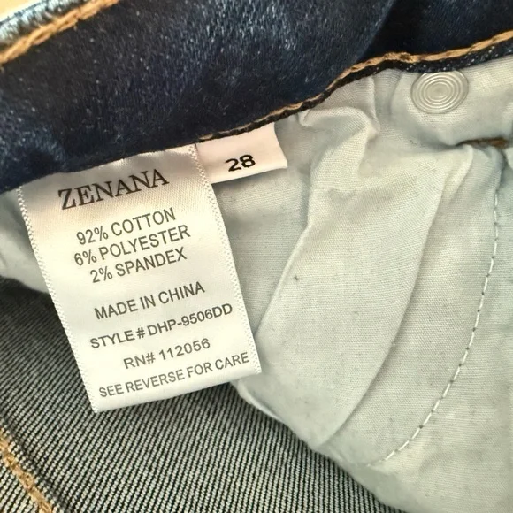 Zenana Cropped Jeans - Picture 4 of 5
